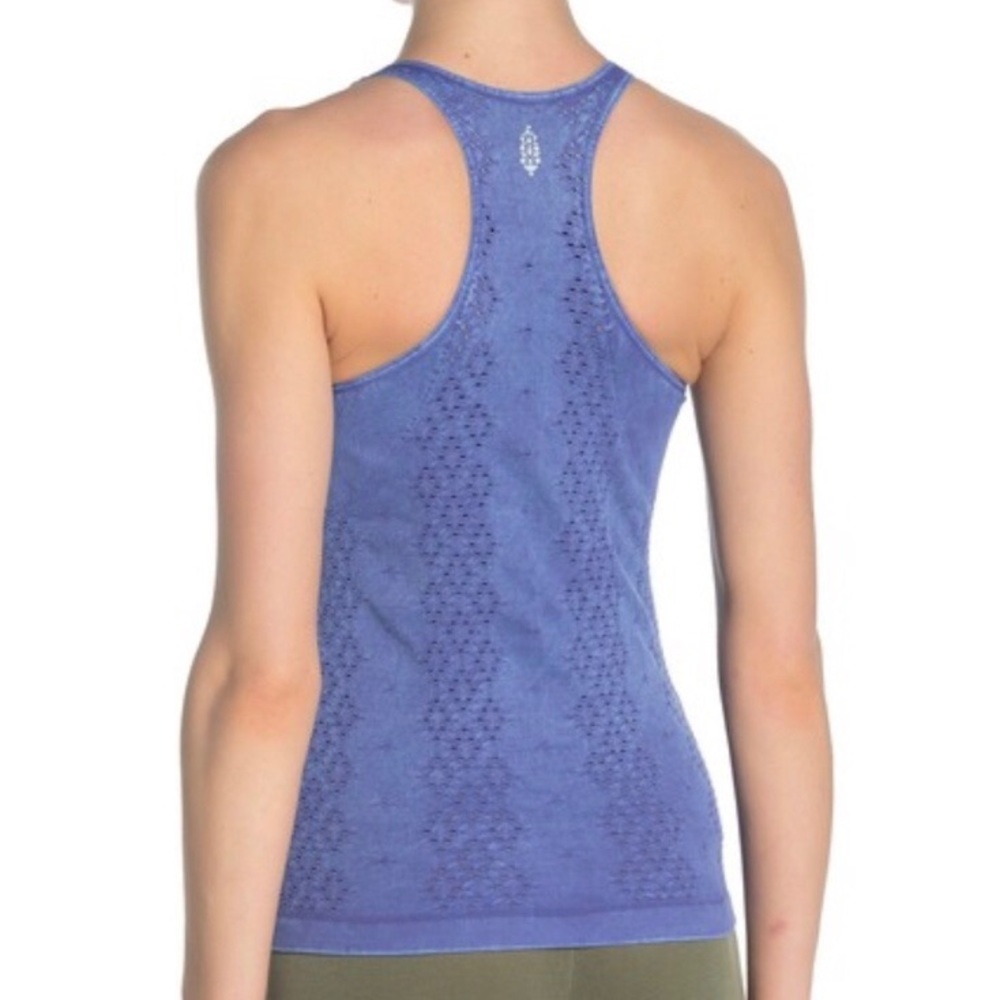 Seamless Lace-Panel Racerback Tank Top - Blue - Picture 4 of 11